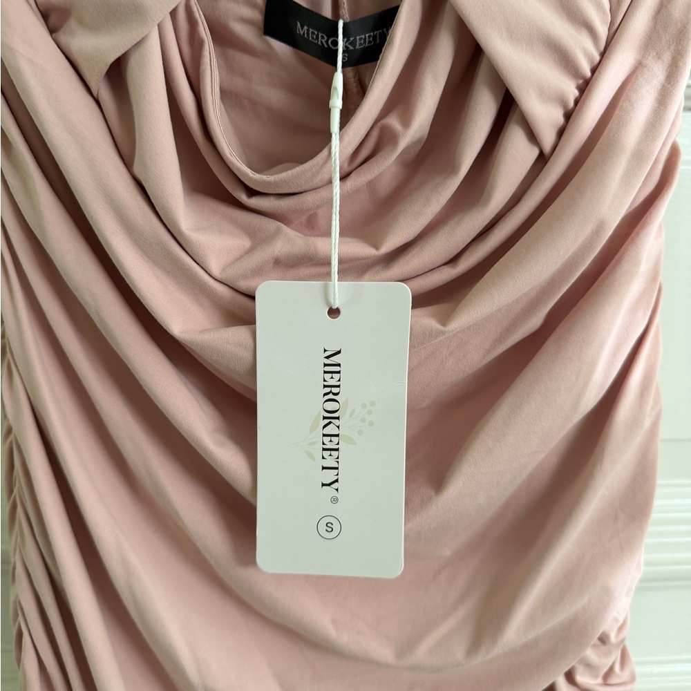 Sleeveless Ruched Pink Dress - Picture 4 of 5